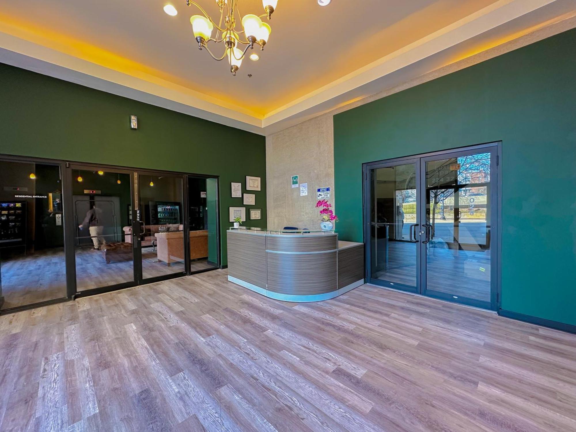 Mccormick Place Beautiful 2Br Apartment With Optional Parking Sleeps Up To 8 Near Soldier Field, Grant Park And Lakefront Trail Chicago Exterior photo